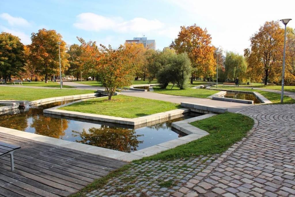 Apartman U Metra, 4 Hoste, Parking Free, Blizko O2 Arena Praga Zewnętrze zdjęcie